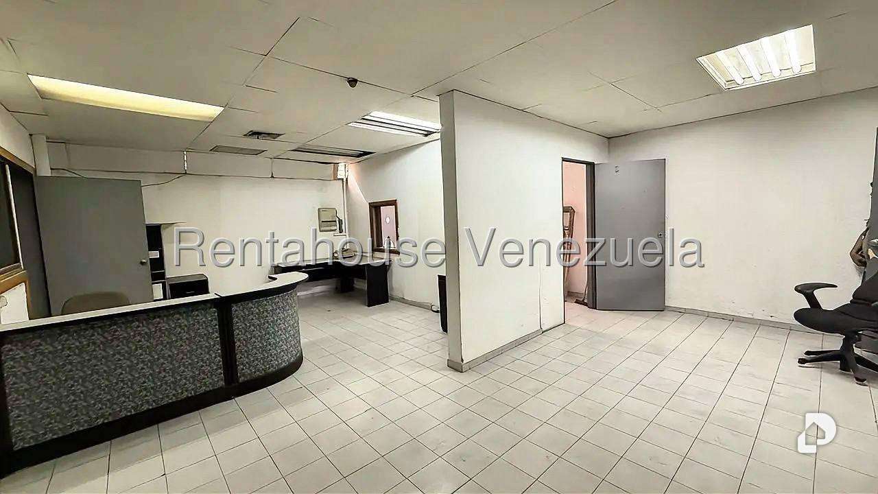 Edificio en Los Ruices, Caracas – 12