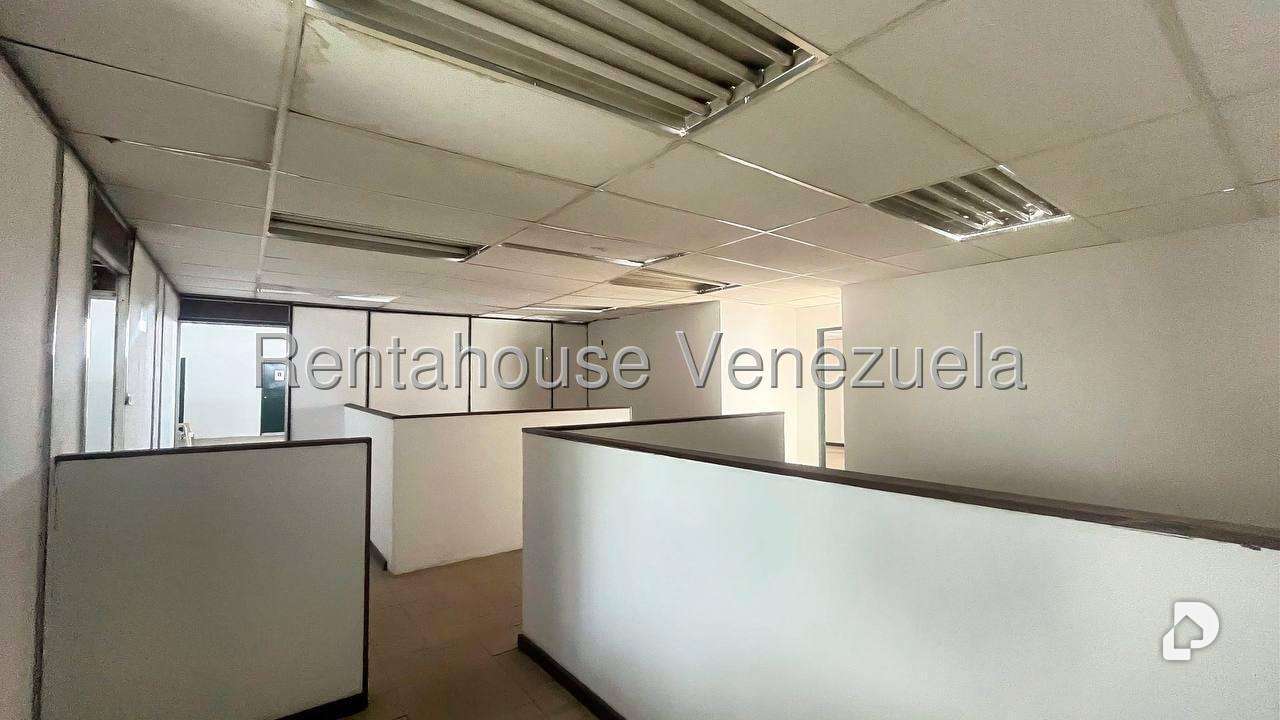 Edificio en Los Ruices, Caracas – 25
