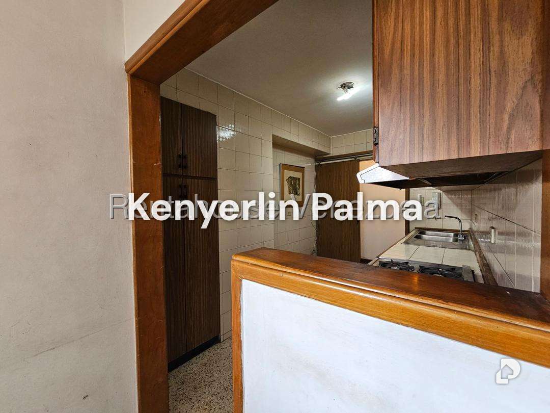 Apartamento en La Florida, Caracas – 16
