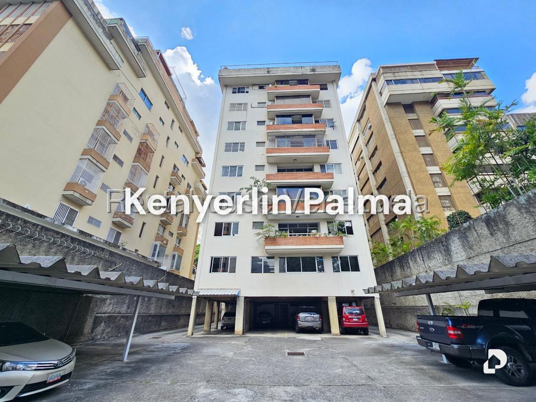 Apartamento en La Florida, Caracas – 2