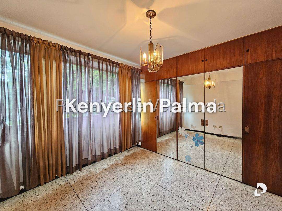 Apartamento en La Florida, Caracas – 10