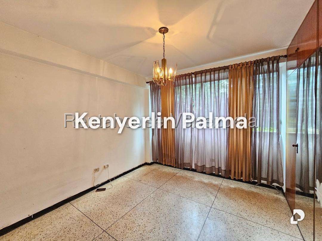 Apartamento en La Florida, Caracas – 9