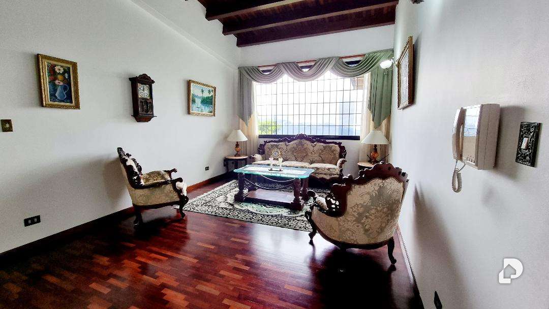 Casa en La Lagunita, Caracas – 12