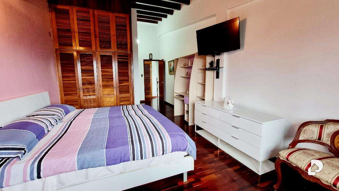 Casa en La Lagunita, Caracas – 17