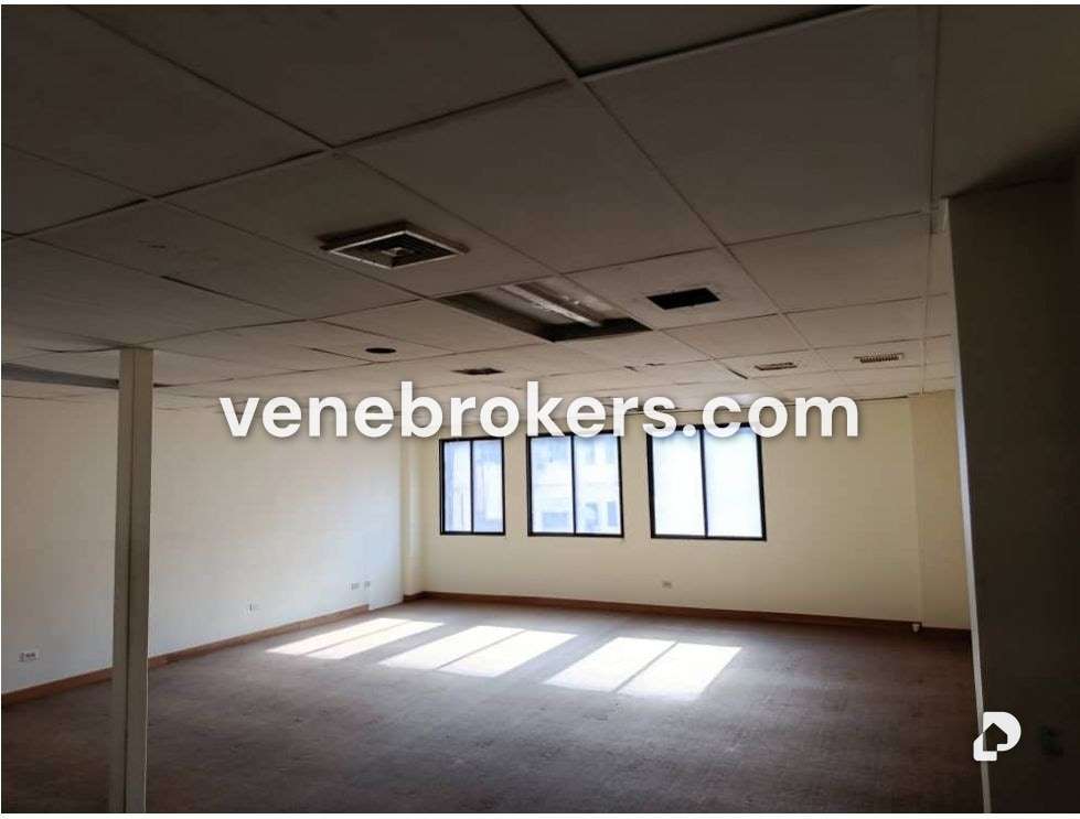 Oficina en Colinas de Bello Monte, Caracas – 19