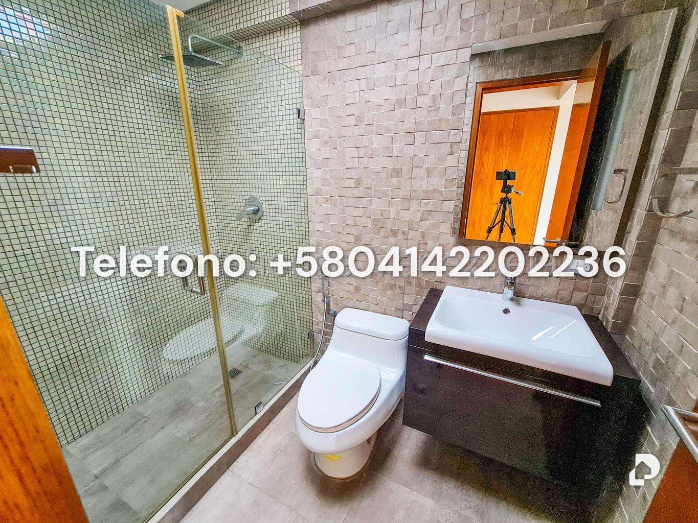 Casa en Alto Hatillo, Caracas – 37