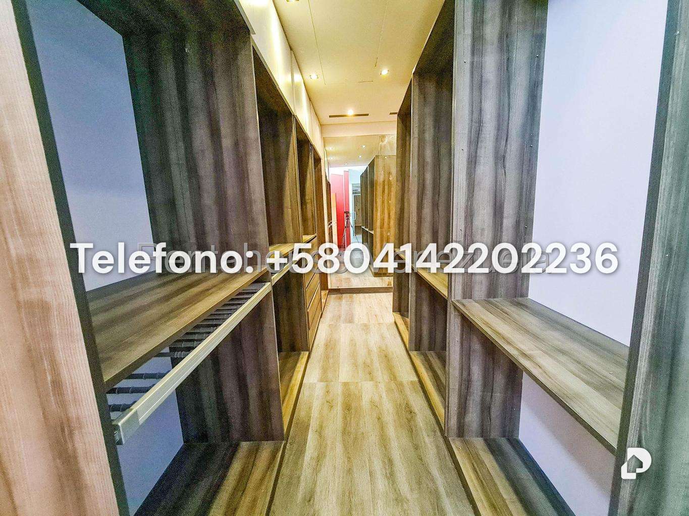 Casa en Alto Hatillo, Caracas – 47