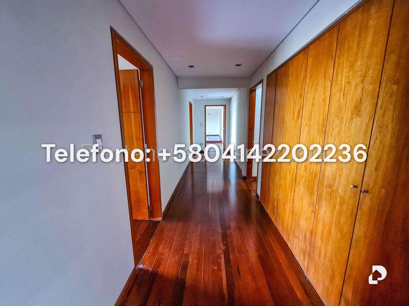 Casa en Alto Hatillo, Caracas – 40