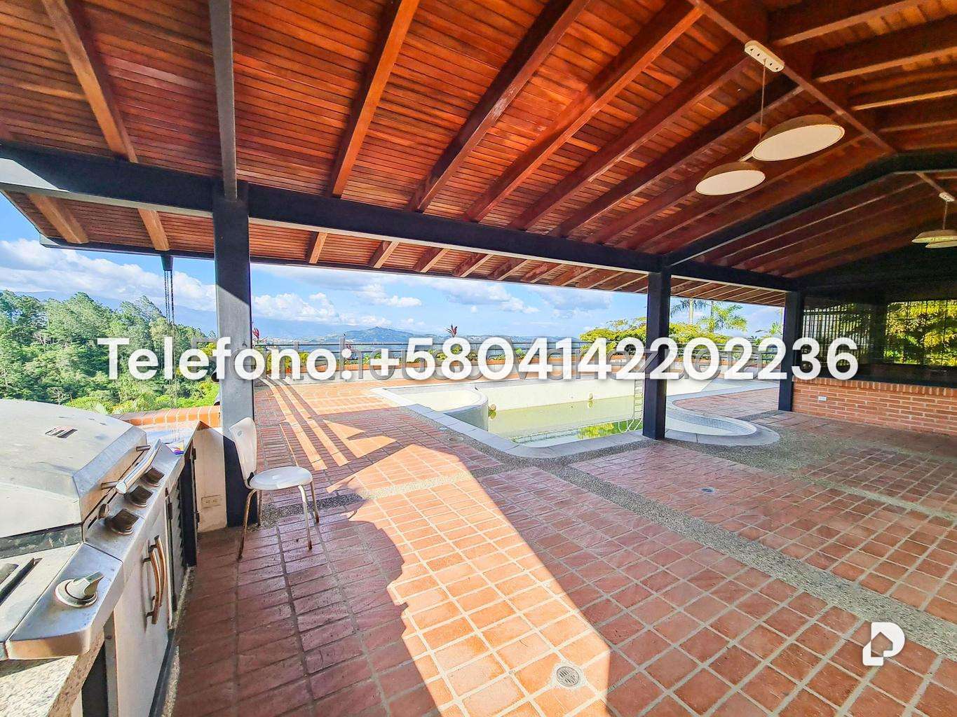 Casa en Alto Hatillo, Caracas – 21