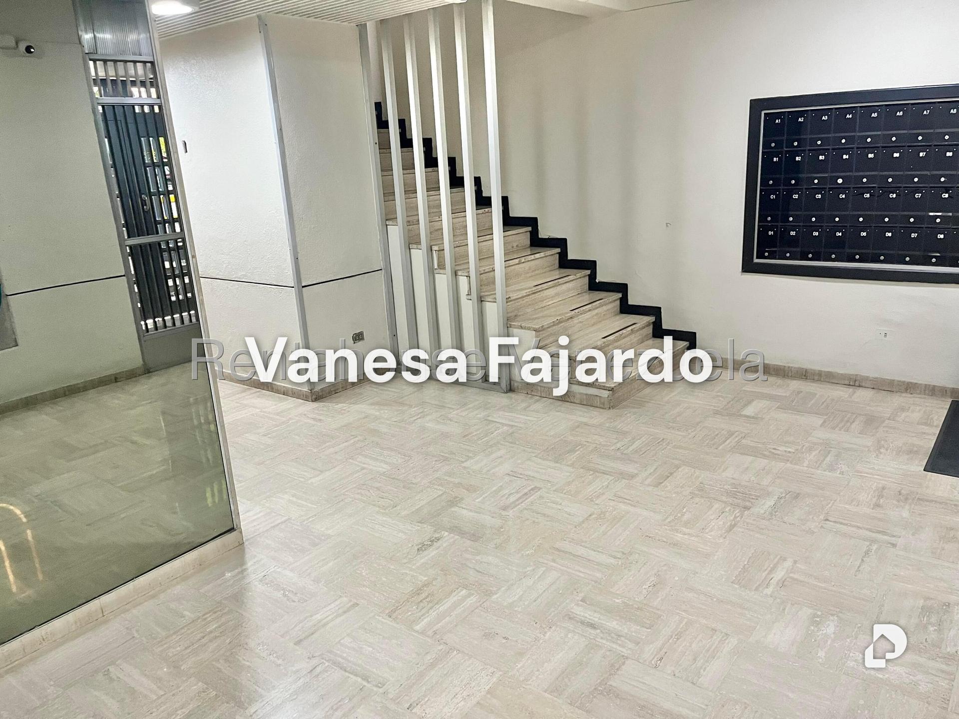 Apartamento en La Florida, Caracas – 3