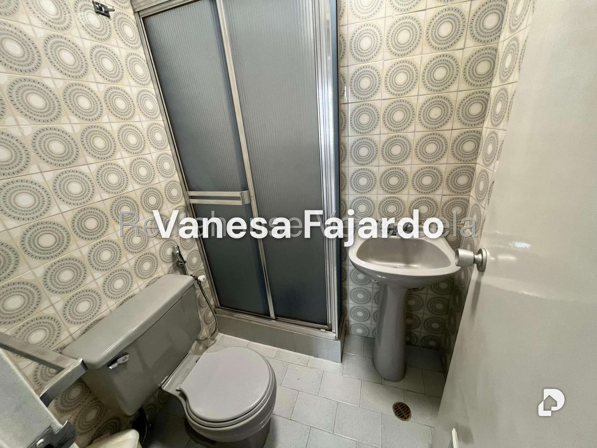 Apartamento en La Florida, Caracas – 22
