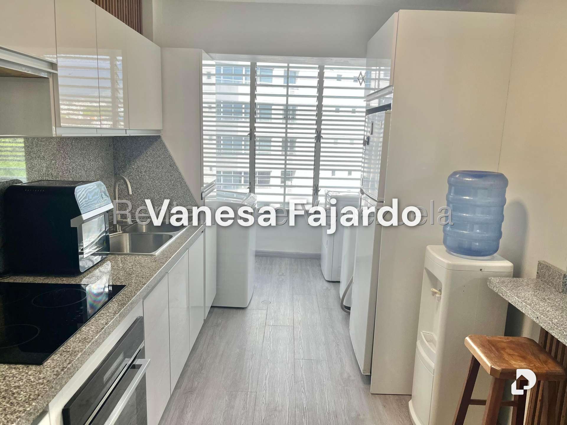 Apartamento en La Florida, Caracas – 13