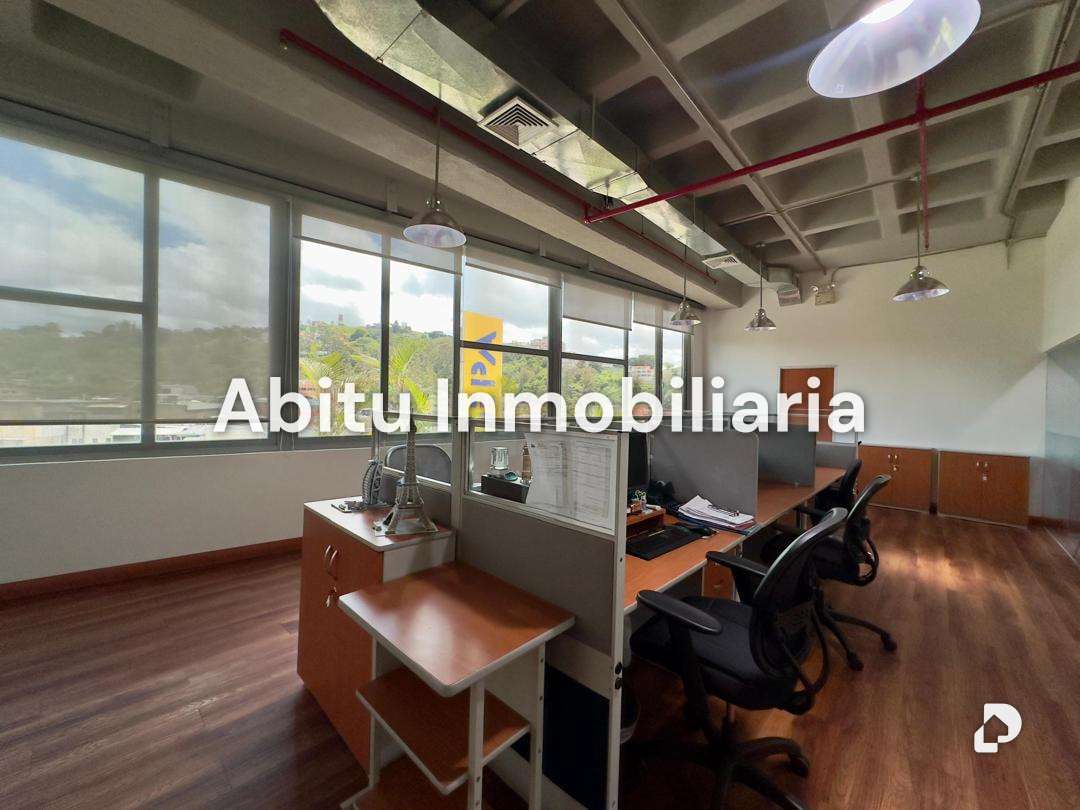 Oficina en La Trinidad, Caracas – 1