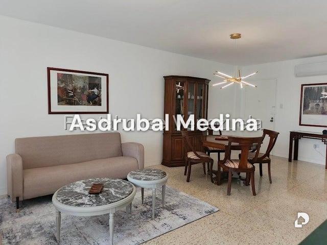 Apartamento en Los Palos Grandes, Caracas – 3