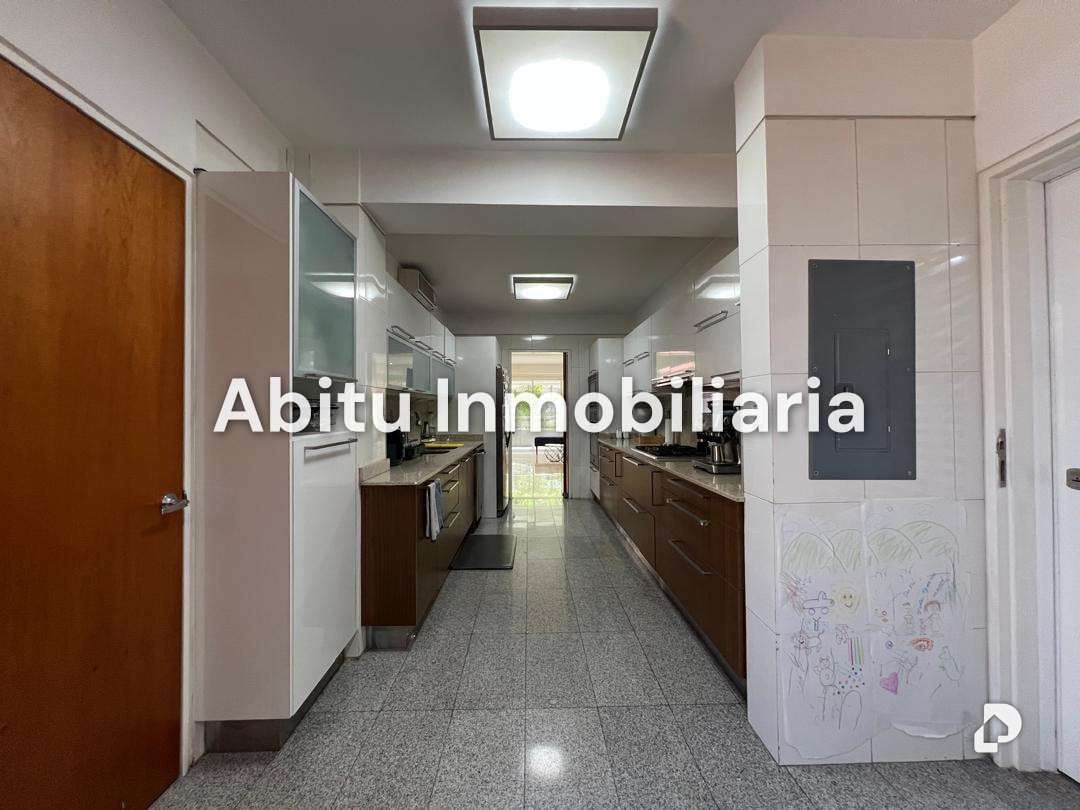 Apartamento en Los Chorros, Caracas – 17