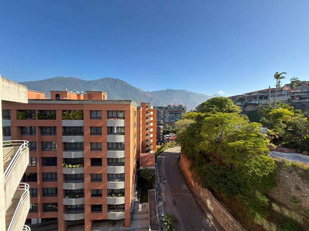 Apartamento en Lomas de Las Mercedes, Caracas - 1