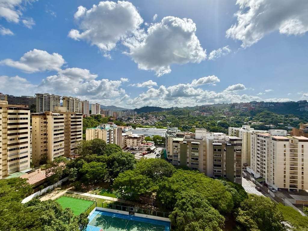 Apartamento en Santa Rosa de Lima, Caracas - 1