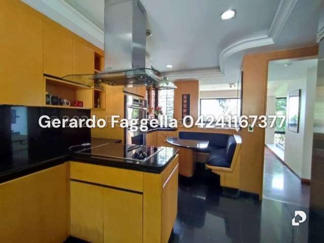 Townhouse en Los Guayabitos, Caracas – 12