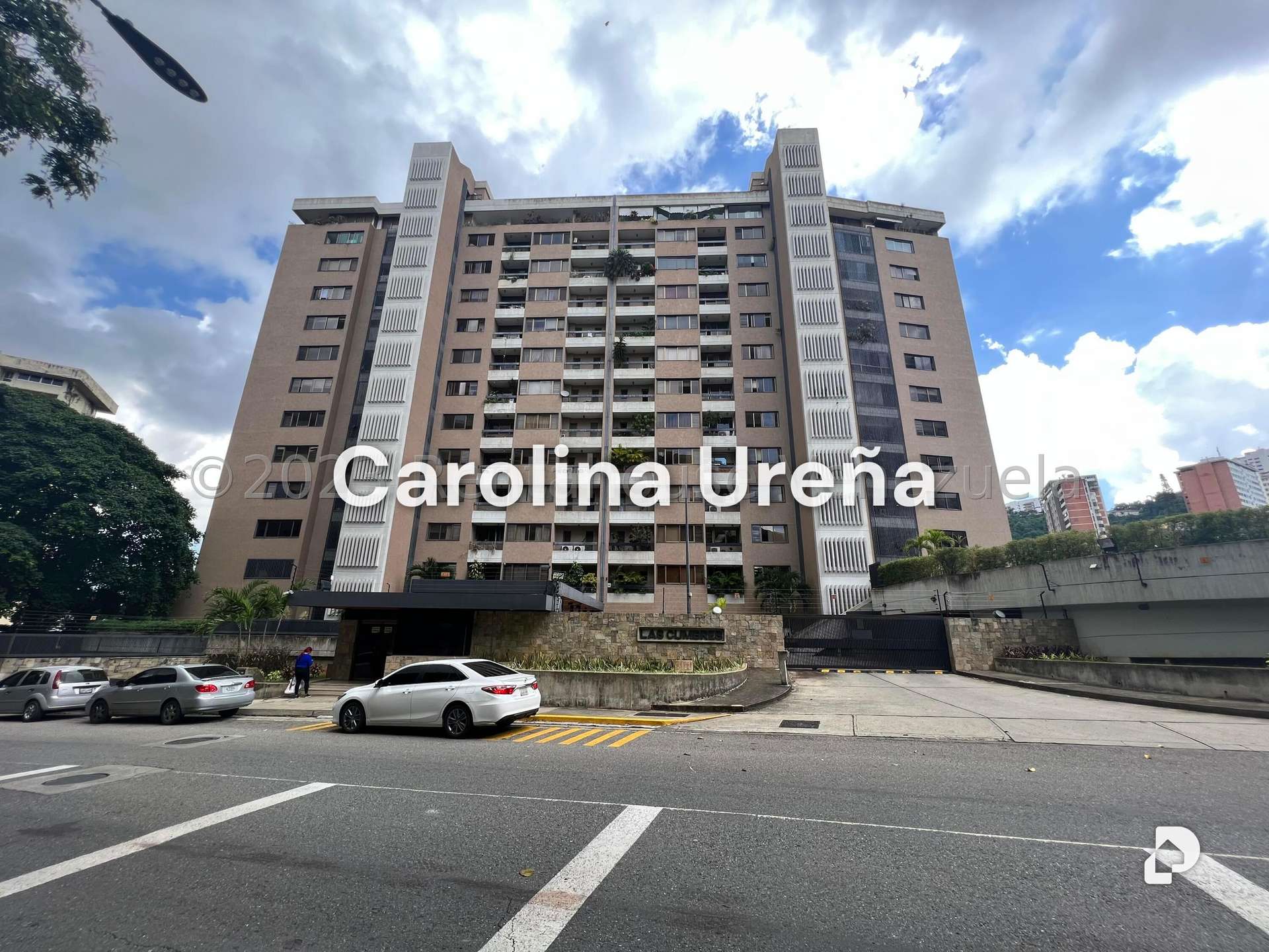 Apartamento en Las Mesetas de Santa Rosa de Lima, Caracas – 1