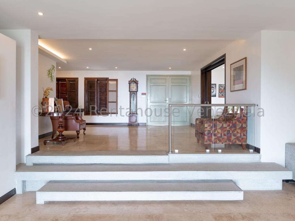 Casa en La Lagunita Country Club, Caracas