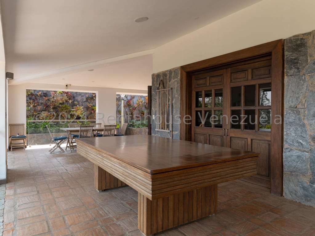 Casa en La Lagunita Country Club, Caracas