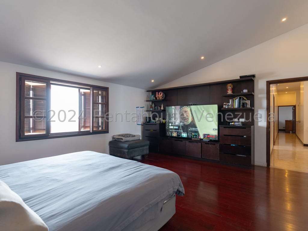 Casa en La Lagunita Country Club, Caracas