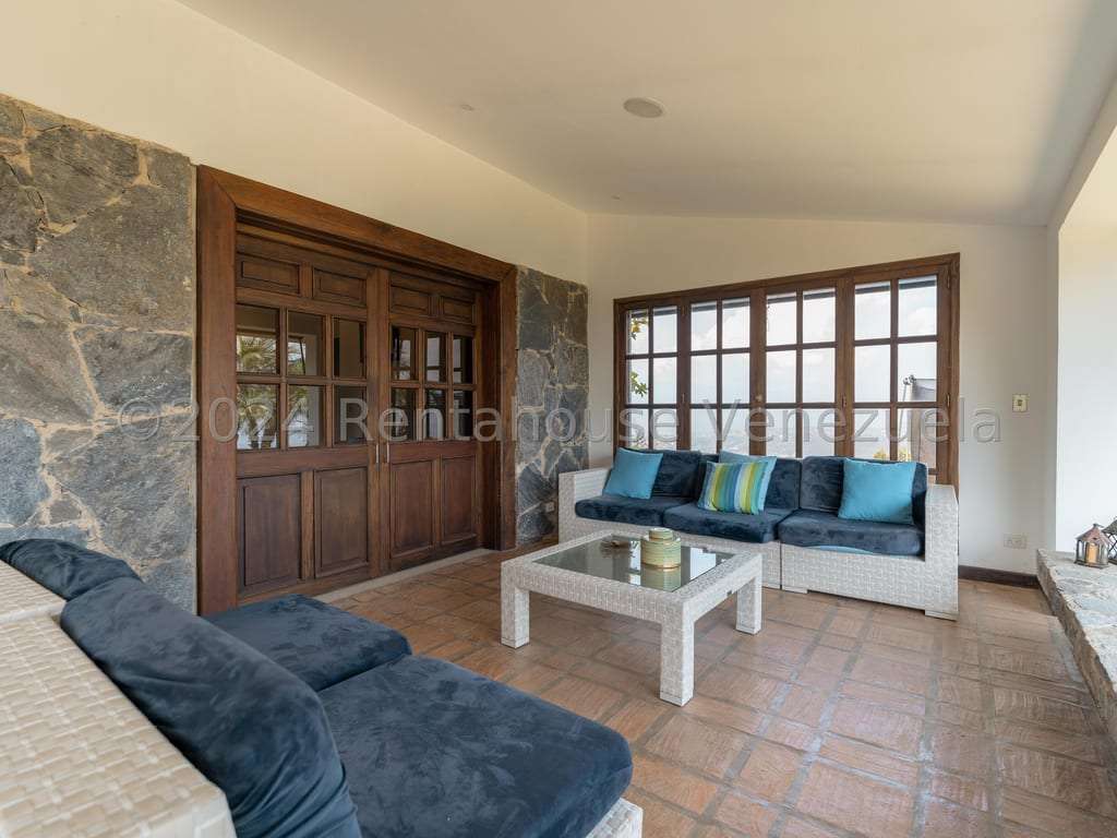 Casa en La Lagunita Country Club, Caracas