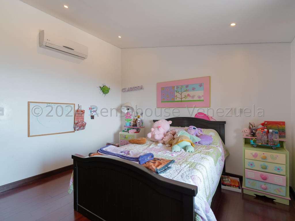 Casa en La Lagunita Country Club, Caracas