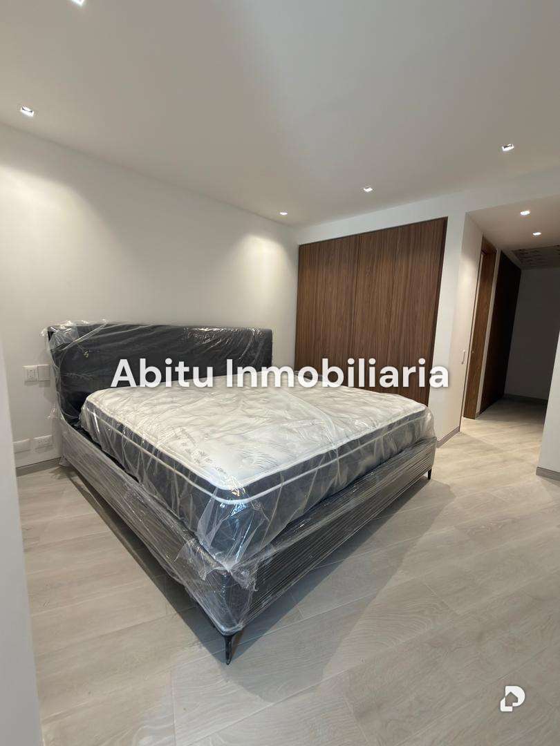 Apartamento en Las Mercedes, Caracas – 12