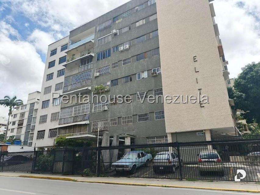 Apartamento en Los Palos Grandes, Caracas – 1