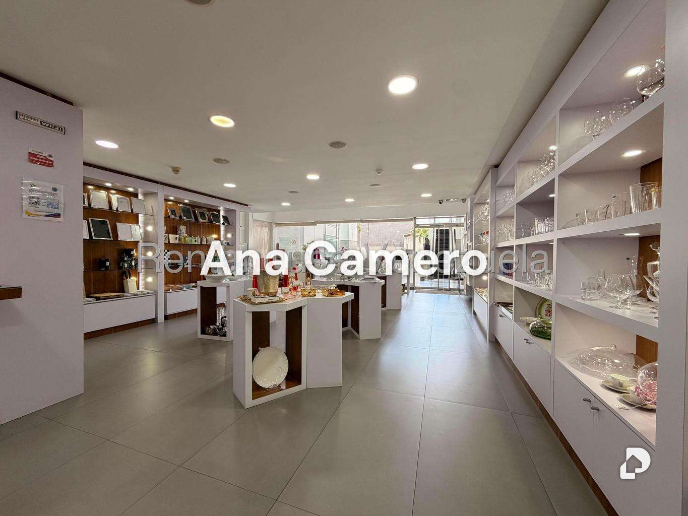 Local comercial en Las Mercedes, Caracas – 10