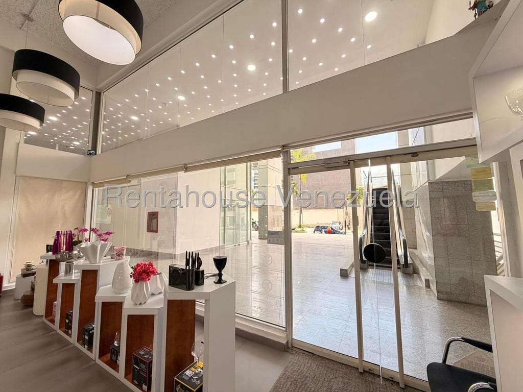 Local comercial en Las Mercedes, Caracas