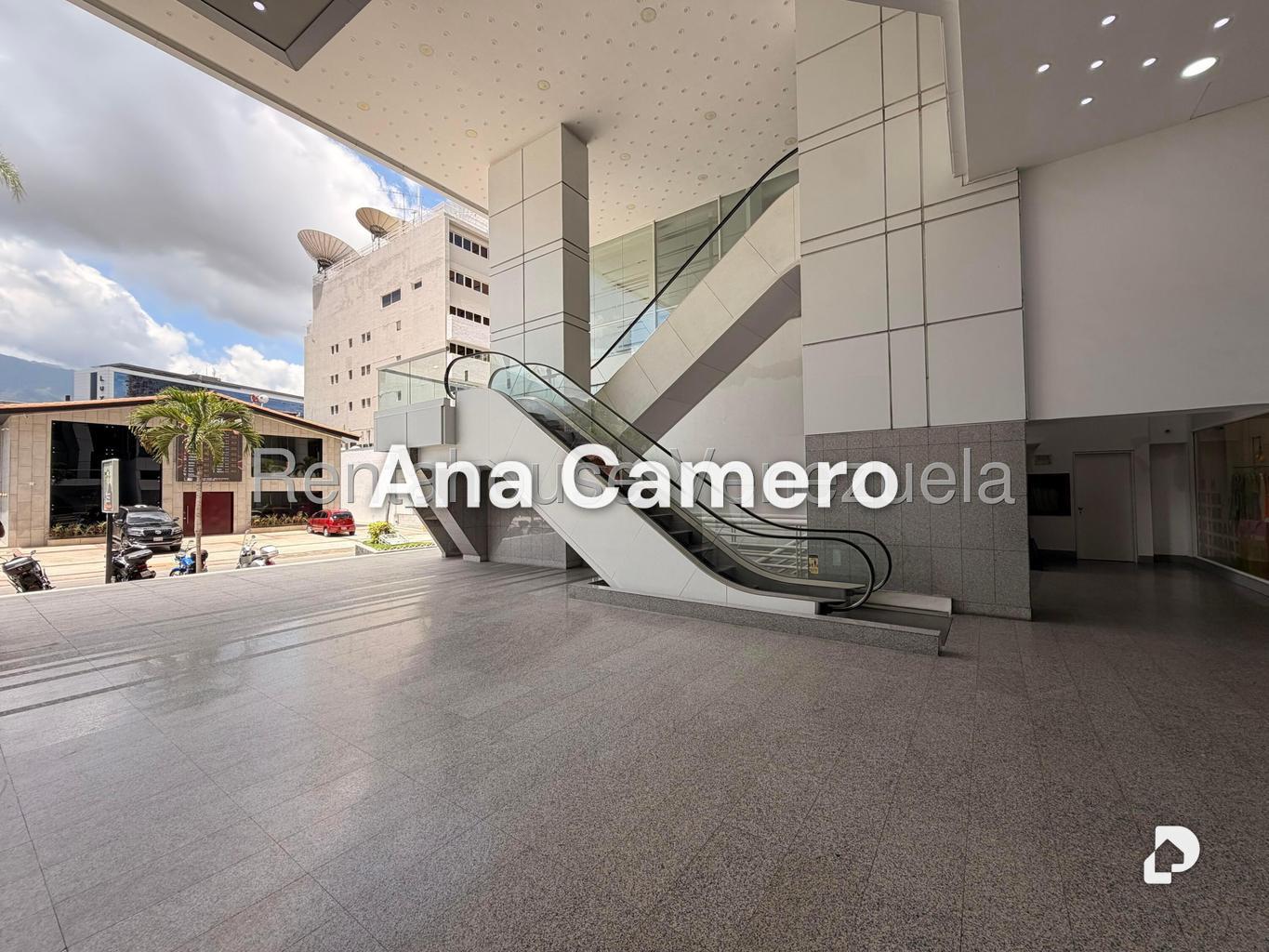 Local comercial en Las Mercedes, Caracas – 3