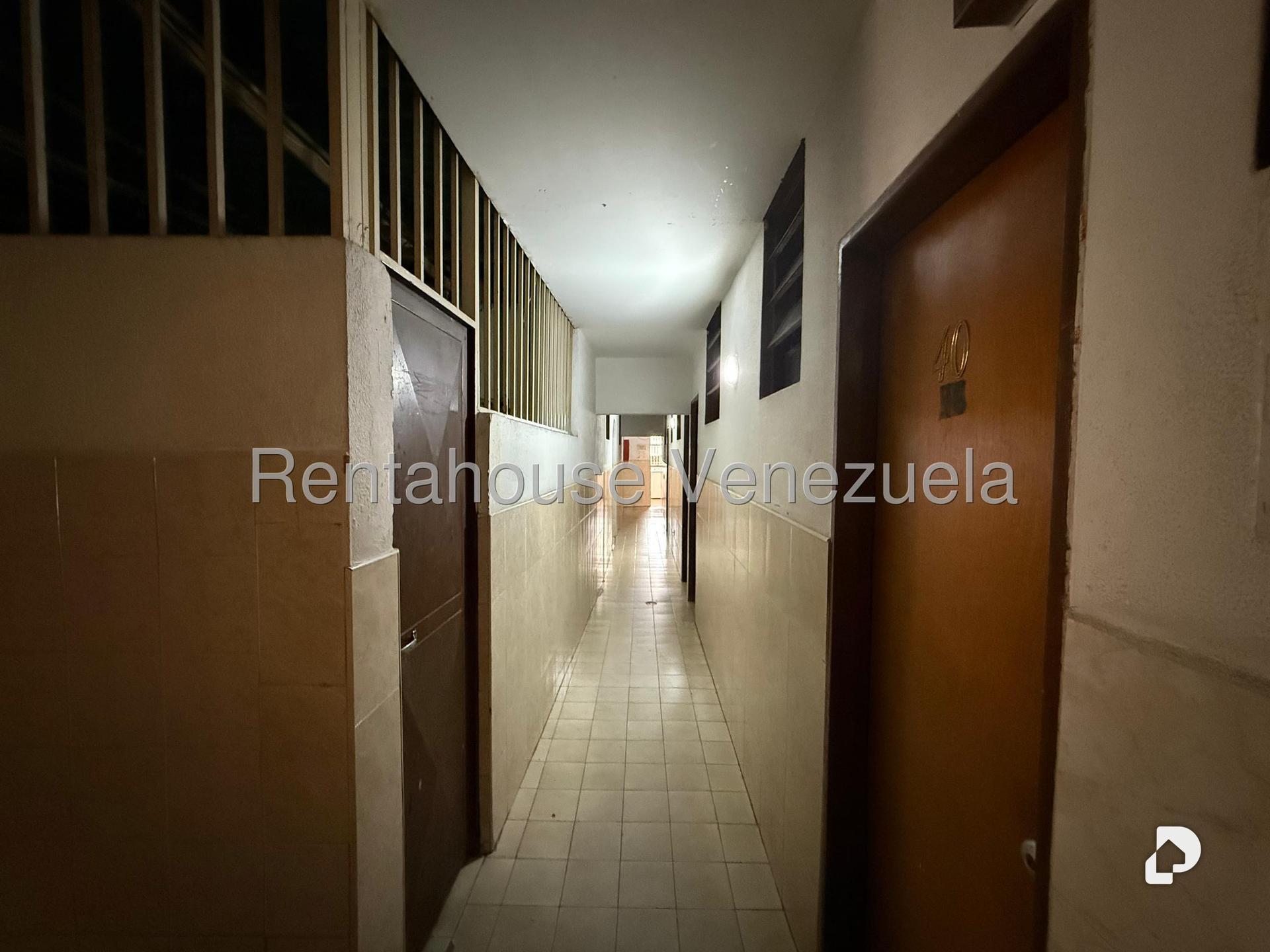 Local comercial en Los Dos Caminos, Caracas – 3