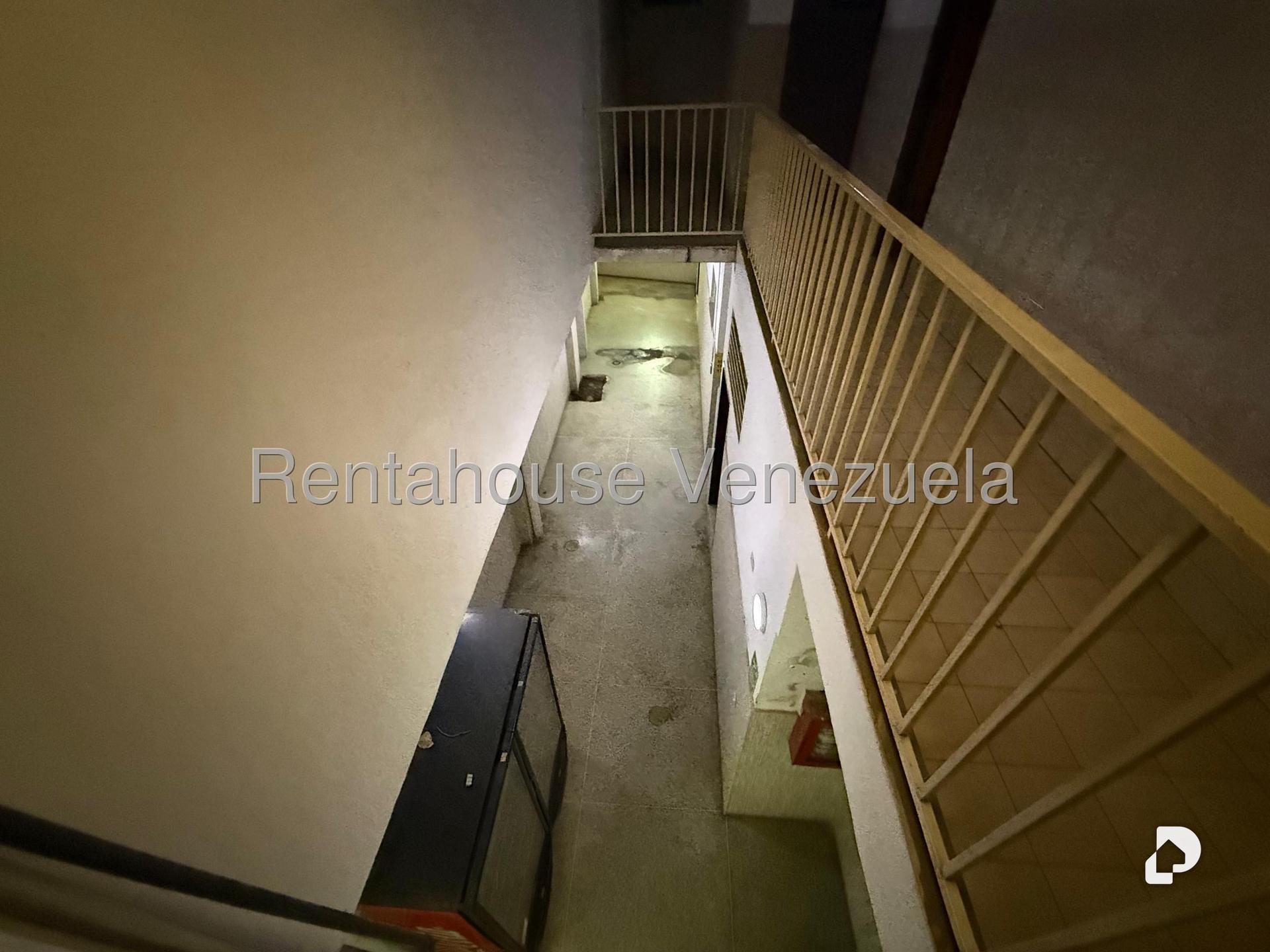 Local comercial en Los Dos Caminos, Caracas – 5