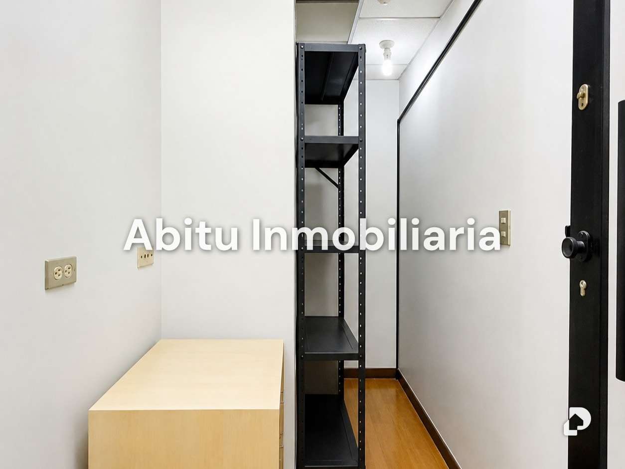 Oficina en Chacao, Caracas – 18