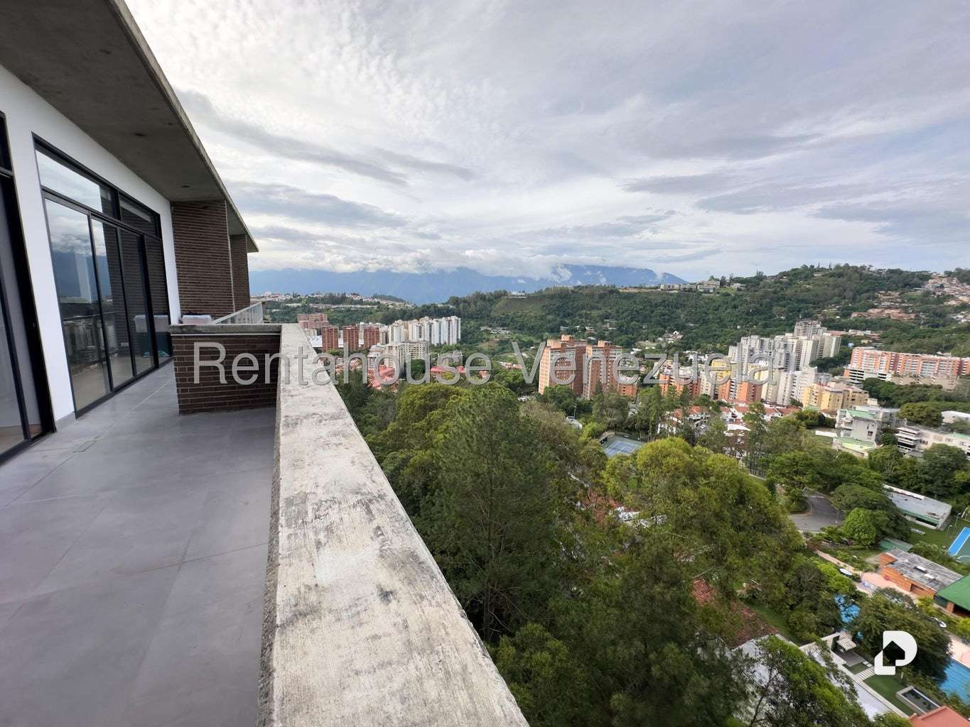 Penthouse en La Boyera, Caracas – 24