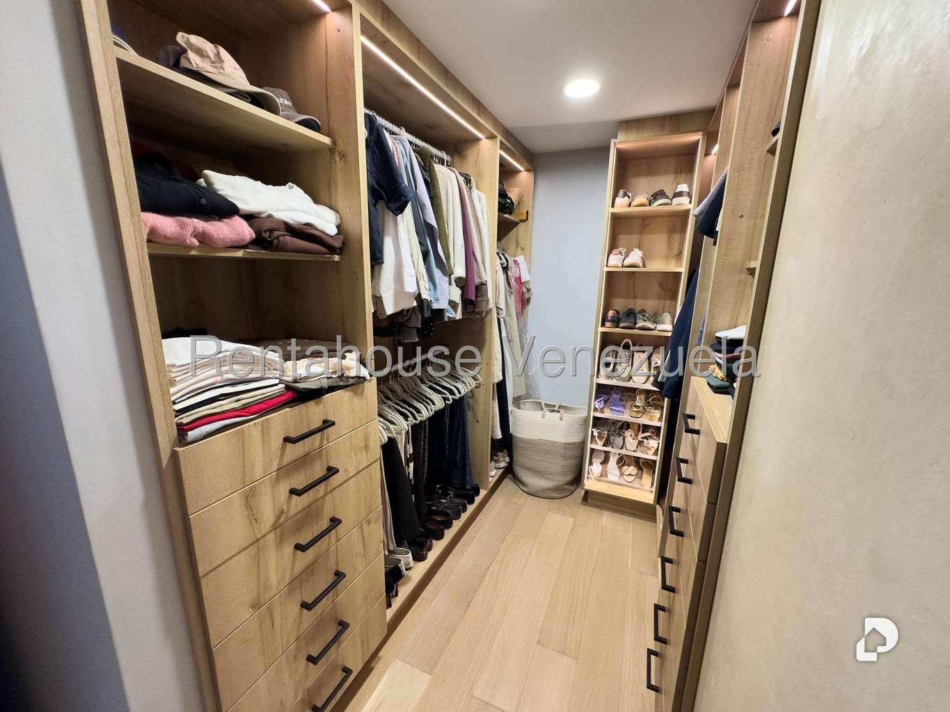 Penthouse en La Boyera, Caracas – 30
