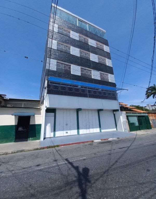 Edificio en Barquisimeto - 1
