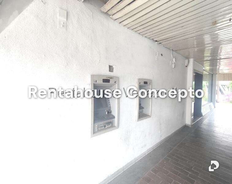 Local comercial en La Esmeralda, San Diego – 11