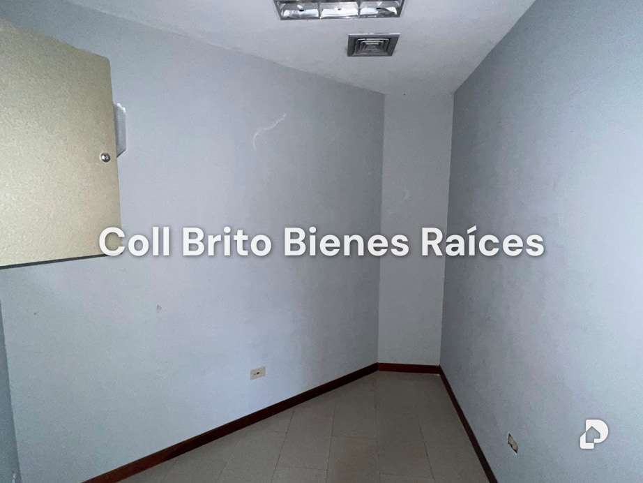 Local comercial en La Castellana, Caracas – 5