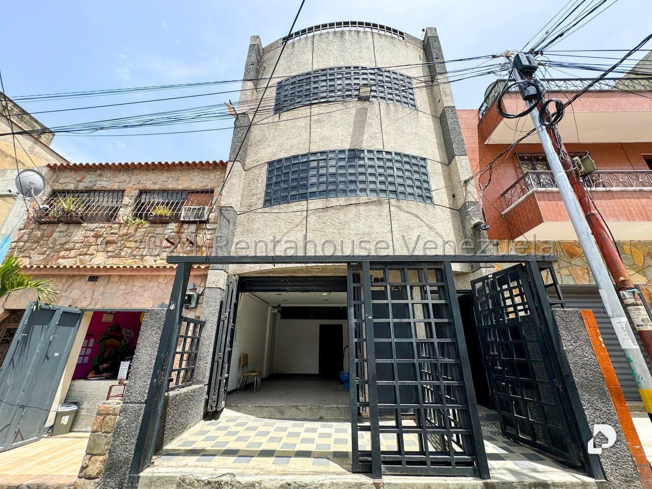 Edificio en Catia, Caracas – 1