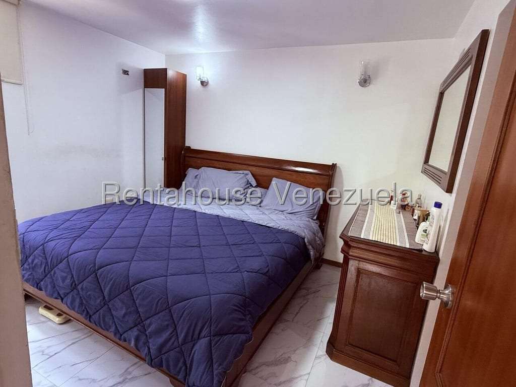 Apartamento en Colinas de La Tahona, Caracas
