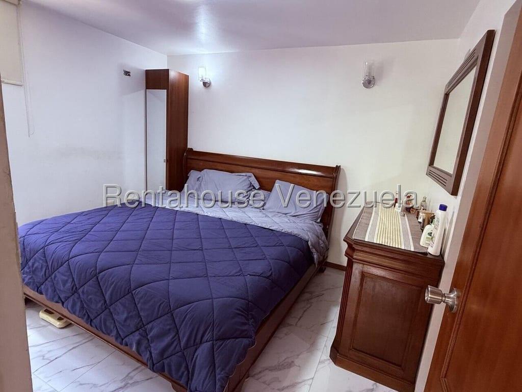 Apartamento en Colinas de La Tahona, Caracas