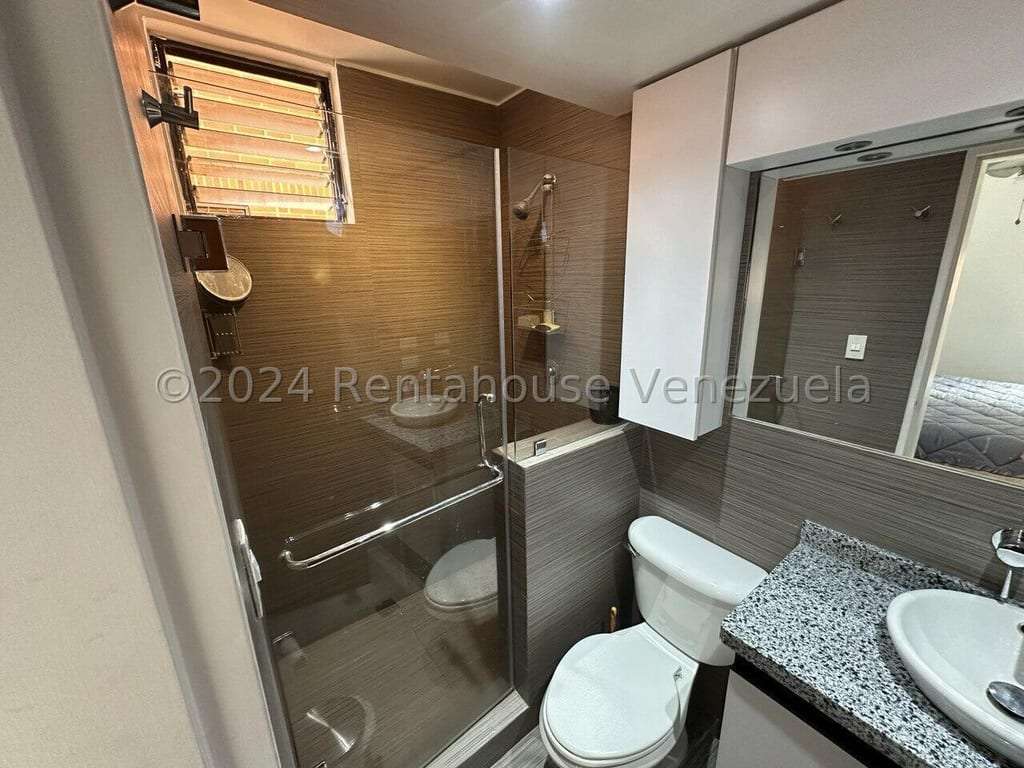 Apartamento en Colinas de La Tahona, Caracas
