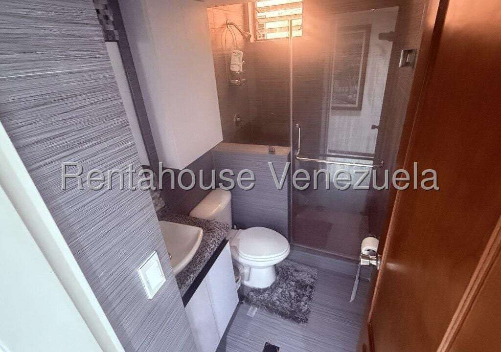 Apartamento en Colinas de La Tahona, Caracas