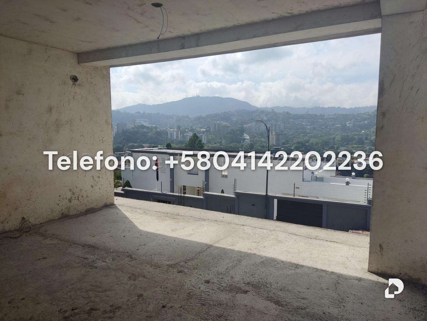 Casa en Prados del Este, Caracas – 26