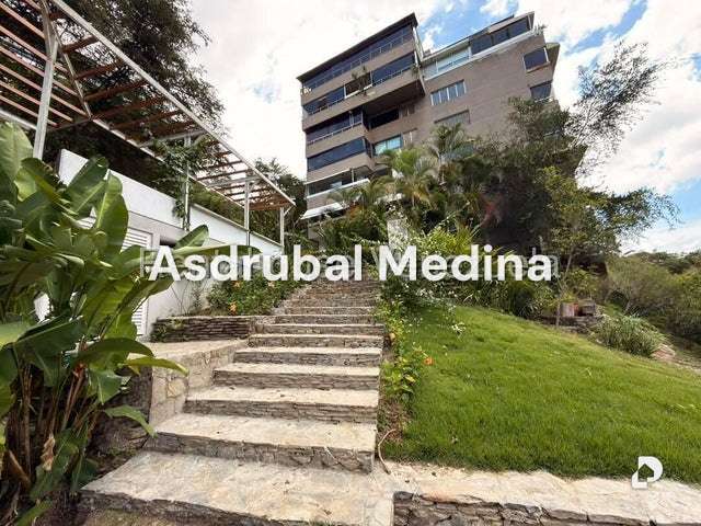 Apartamento en Las Mercedes, Caracas – 1