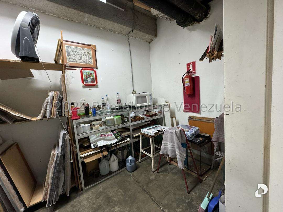 Local comercial en El Cafetal, Caracas – 12