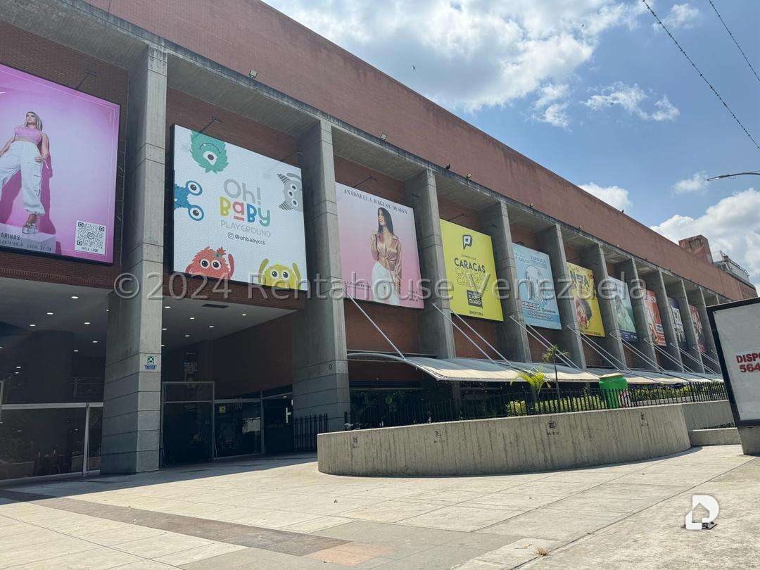Local comercial en El Cafetal, Caracas – 19